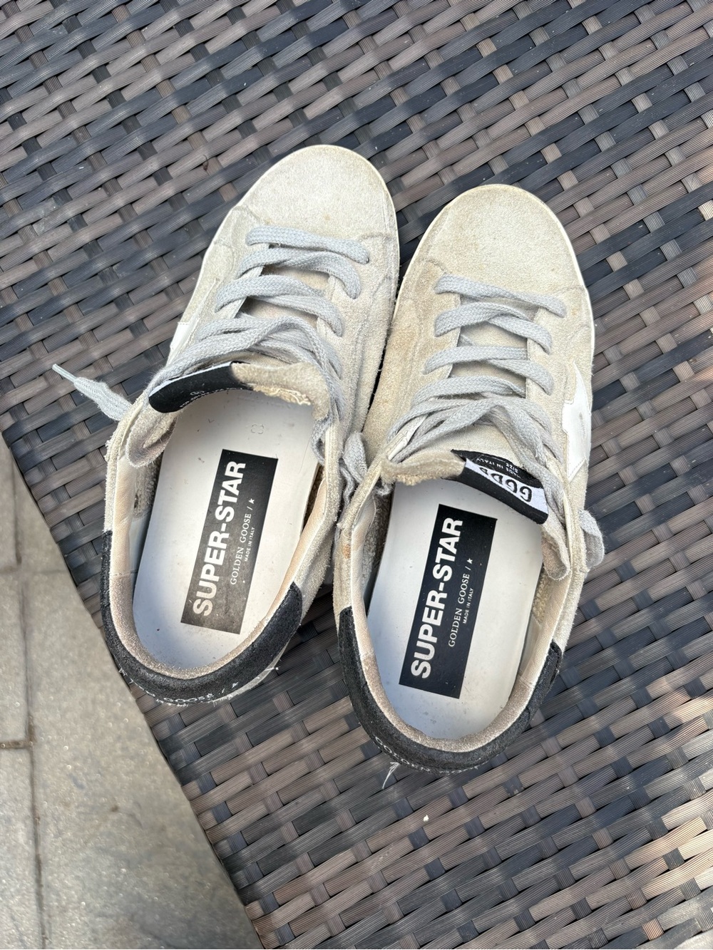 Golden GooSuede Star Sneakers in Light Gray - Picture 2 of 5